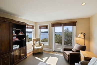 Wellfleet's finest waterfront location paired with an immaculate - photo 39