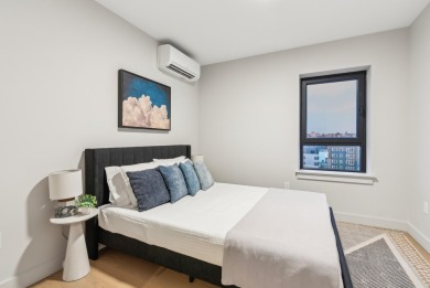 Welcome to your Portland Skyline view. Life at Daymark is about