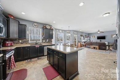 MOTIVATED SELLER! This wonderful home is located inside a gated - photo 20