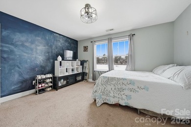 MOTIVATED SELLER! This wonderful home is located inside a gated - photo 30