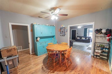 Three bedroom, two bath home located closely to all your - photo 11