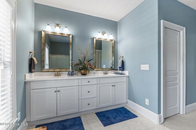 Welcome to 325 Live Oak Street, a beautifully crafted - photo 18