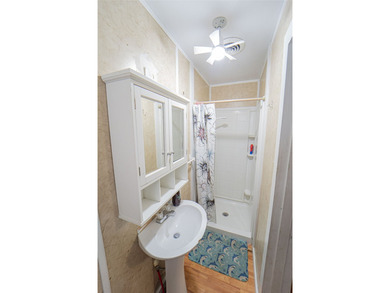 Three bedroom, two bath home located closely to all your - photo 18