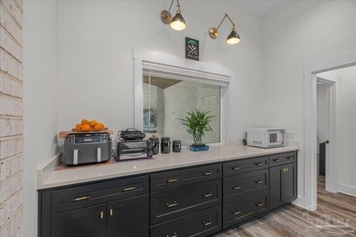 Welcome to this stunning 5 bedroom, 4-bath custom-built - photo 18