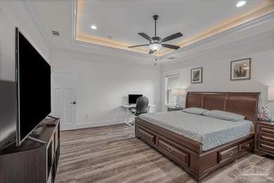 Welcome to this stunning 5 bedroom, 4-bath custom-built - photo 23
