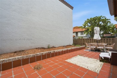 Welcome to this spacious and centrally located 3-bedroom - photo 27