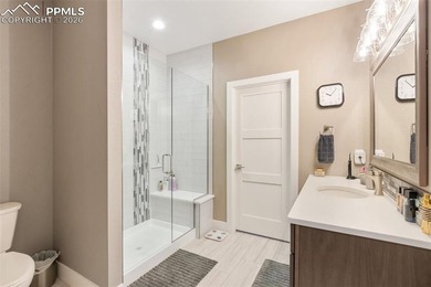 You will love to live in this custom, incredible, awesome & - photo 29
