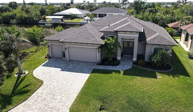 Port Charlotte Waterway Area Home For Sale in Port Charlotte Florida