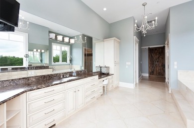 This expansive Tennessee estate offers an unrivaled blend of - photo 31