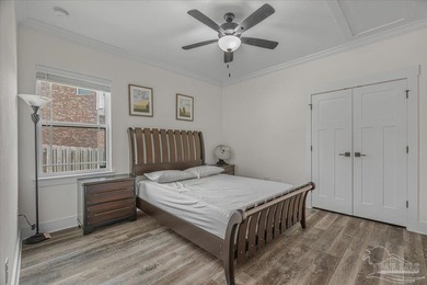 Welcome to this stunning 5 bedroom, 4-bath custom-built - photo 32