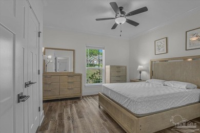 Welcome to this stunning 5 bedroom, 4-bath custom-built - photo 35