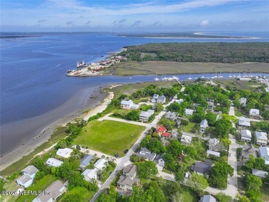 Exceptional 3-bedroom, 2-bathroom ground-floor condo in a gated - photo 45