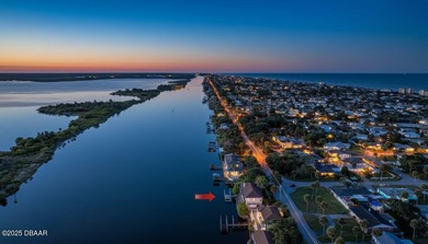 This gorgeous contemporary home sits high above the Intracoastal - photo 8