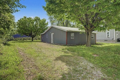 GREAT location and room to grow! This updated 3 bed 1 bath home - photo 1