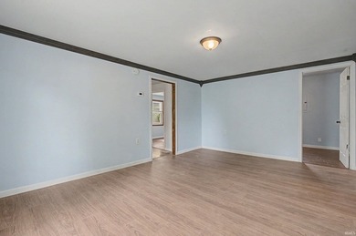 GREAT location and room to grow! This updated 3 bed 1 bath home - photo 5