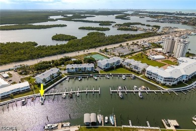 Large Dock and Covered Parking Space are includede by Boat, Come - photo 5
