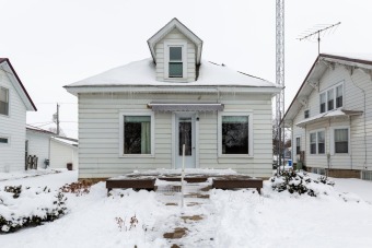 Shell Rock River Home For Sale in Greene Iowa
