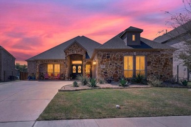You'll fall in love with this beautiful blend of luxury and - photo 4