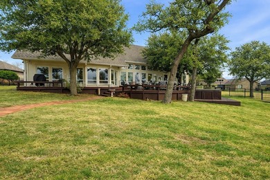 If you've been waiting for a home with big water views and room - photo 5