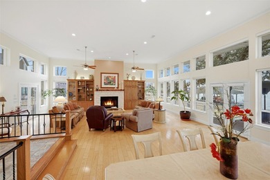 If you've been waiting for a home with big water views and room - photo 10