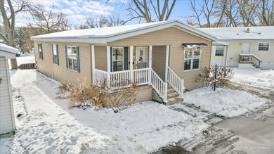 Lake Home For Sale in Elgin, Illinois