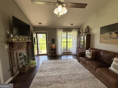 Hampton Green, where comfort, privacy, and easy one-level living - photo 11
