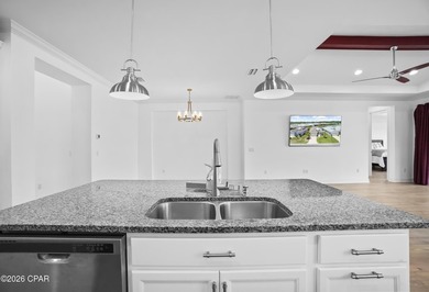 Welcome a beautiful Breeze floor plan in Latitude Margaritaville - photo 19