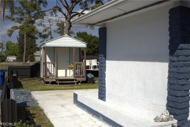 Welcome home located on a spacious corner lot in a quiet North - photo 19