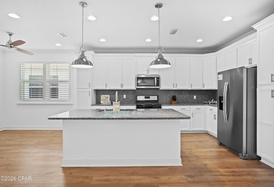 Welcome a beautiful Breeze floor plan in Latitude Margaritaville - photo 21
