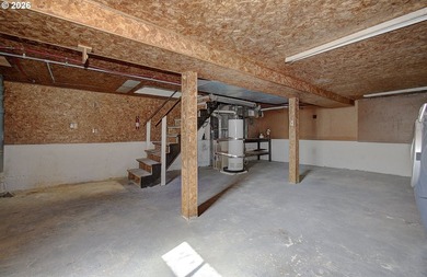 Corner lot home in the heart of downtown Vancouver. Updated - photo 21