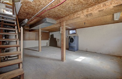 Corner lot home in the heart of downtown Vancouver. Updated - photo 22
