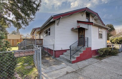 Corner lot home in the heart of downtown Vancouver. Updated - photo 23