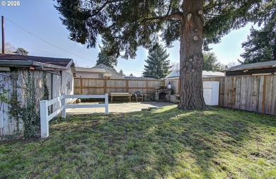 Corner lot home in the heart of downtown Vancouver. Updated - photo 25
