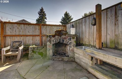 Corner lot home in the heart of downtown Vancouver. Updated - photo 27