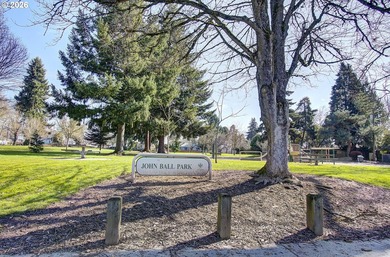 Corner lot home in the heart of downtown Vancouver. Updated - photo 29