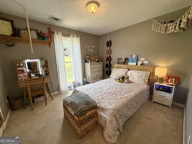 Hampton Green, where comfort, privacy, and easy one-level living - photo 36