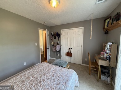Hampton Green, where comfort, privacy, and easy one-level living - photo 37