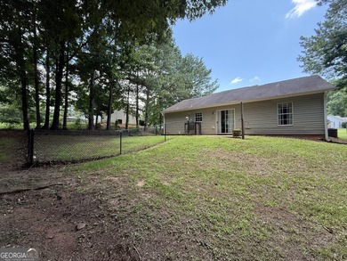 Hampton Green, where comfort, privacy, and easy one-level living - photo 46