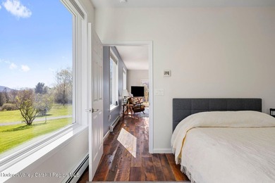 Enjoy the best of country life gazing across the rolling hills - photo 11
