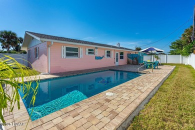 (private lake, pond, coastal) Home For Sale in Daytona Beach Florida