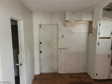 **INVESTOR SPECIAL** REHAB OPPORTUNITY! Possible GREAT RENTAL! - photo 5