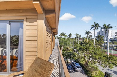 Exquisite Full-Floor ''Sky Villa'' Penthouse with Breathtaking - photo 35