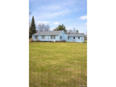 Charming 3-Bedroom Berm Home in a Peaceful Setting MOTIVATED - photo 4