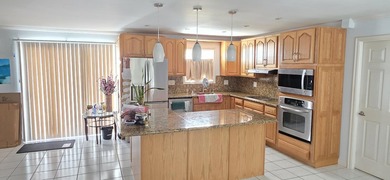 3-bedroom, 2-bath waterfront stilted home offers the perfect - photo 7