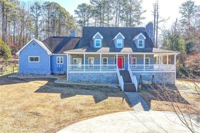 (private lake, pond, coastal) Home For Sale in Snellville Georgia