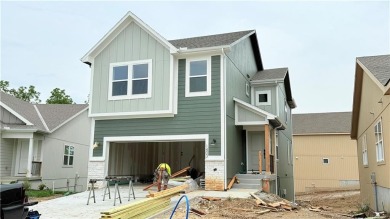 Lake Home Sale Pending in Raymore, Missouri