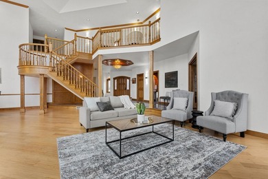 Experience luxury lakefront living on the shores of Lake - photo 12
