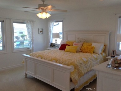 Completely renovated and furnished on the Bay with a huge 75' - photo 13