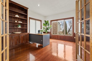 Experience luxury lakefront living on the shores of Lake - photo 18