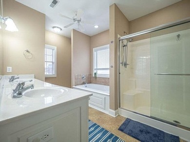 Welcome to this beautiful 4 bedroom brick home with overlooking - photo 20